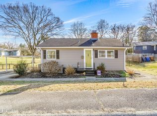 125 Utah Ave, Oak Ridge, TN 37830