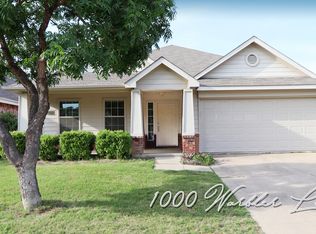 1000 Warbler, Aubrey, TX 76227
