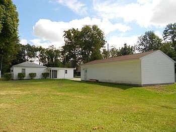 1st image of 3111 Kentwood Dr