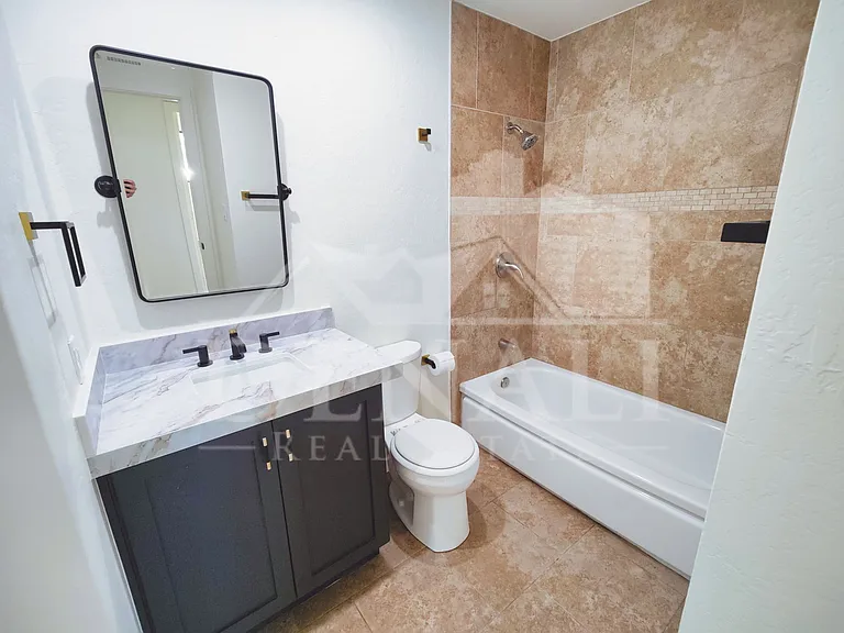 7321 E Coronado Rd — Photo 14