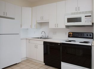 34 Concord Xing APT 307, Concord, MA 01742