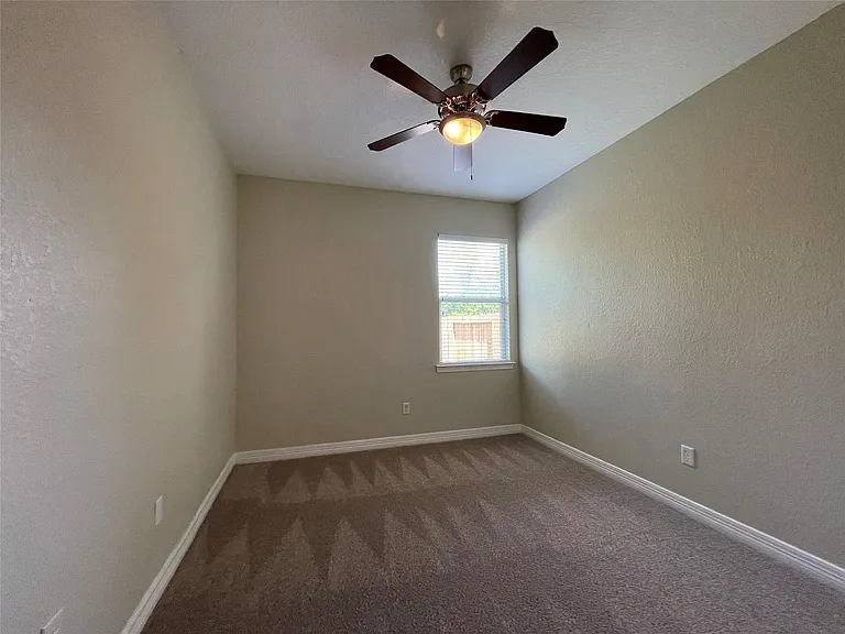 5811 Ranch Riata Ct — Photo 27