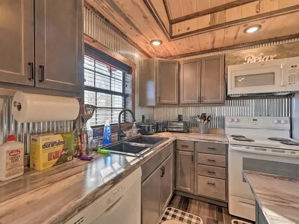 1985 Belpine Loop, Broken Bow, OK 74728