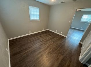 907 S Mesquite St #907B, Arlington, TX 76010