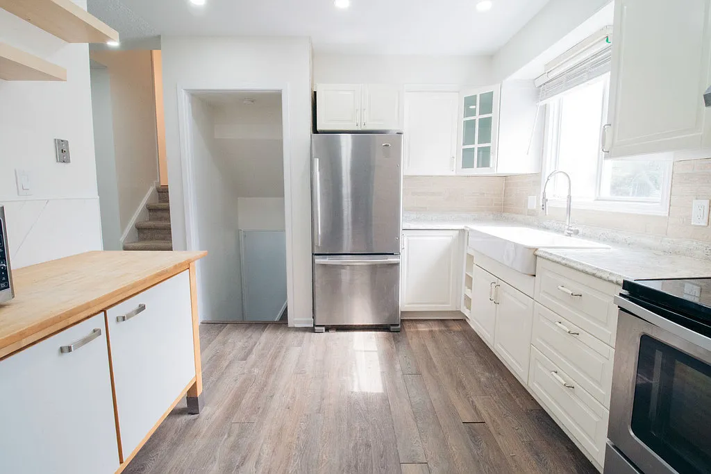 6568 Harmony Ave — Photo 2