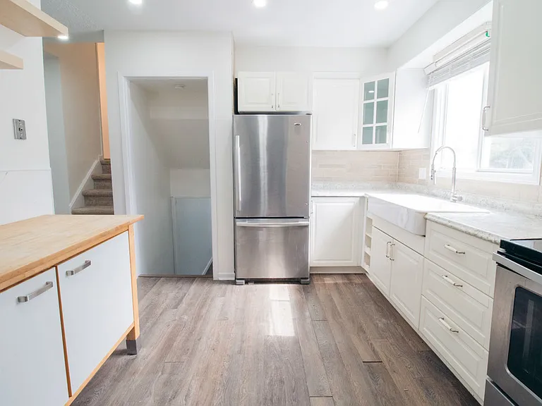 6568 Harmony Ave — Photo 2