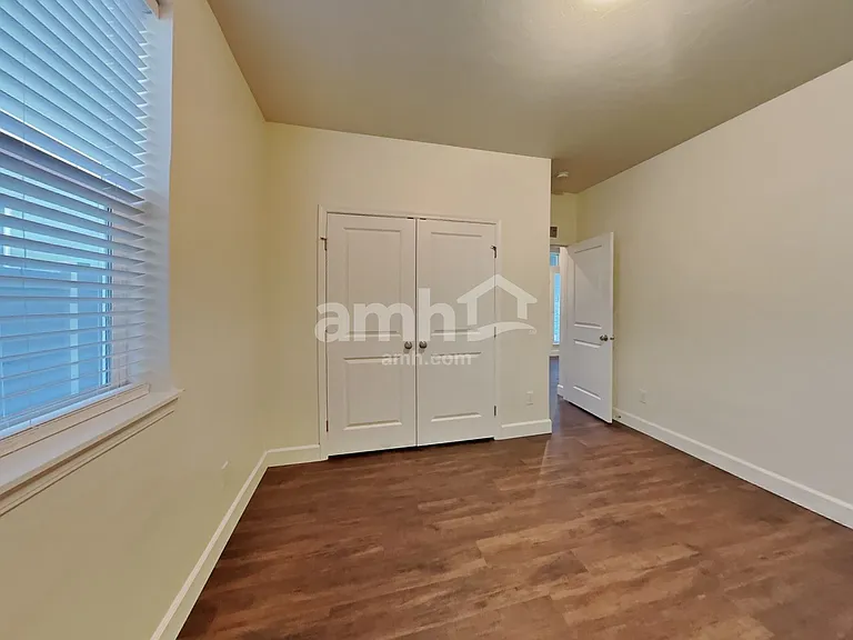275 E Sicily Dr — Photo 18