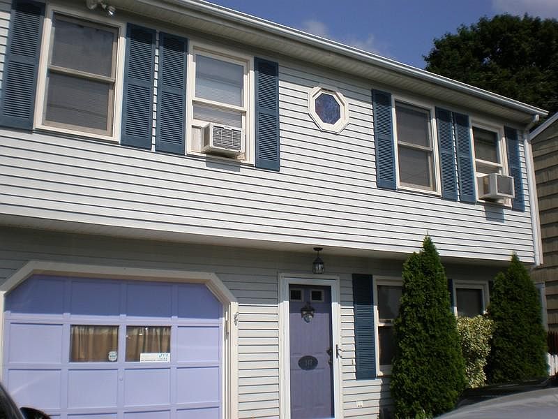 347 River Road, Shelton front