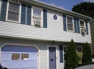 347 River Rd, Shelton, CT 06484