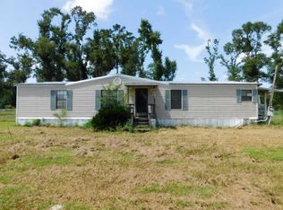 749 Old Transfer Rd, Wewahitchka, FL 32465