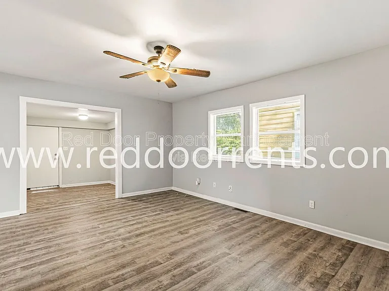 3207 N Arsenal Ave — Photo 8
