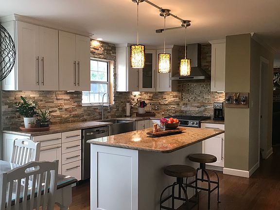 New Kitchen and Appliances