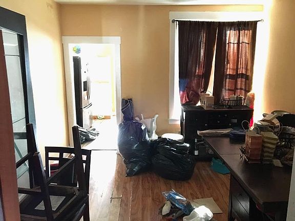 5th image of 5849 N Marshall St
