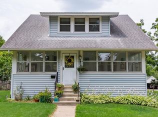 2322 B Ave NE, Cedar Rapids, IA 52402