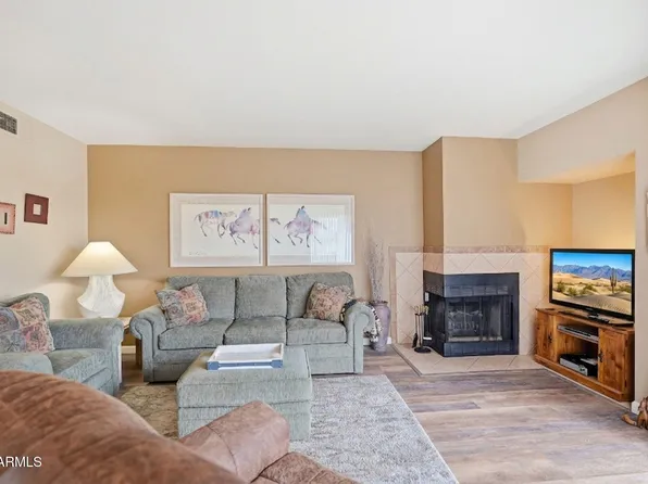 16826 E LAMPLIGHTER Way #8, Fountain Hills, AZ 85268