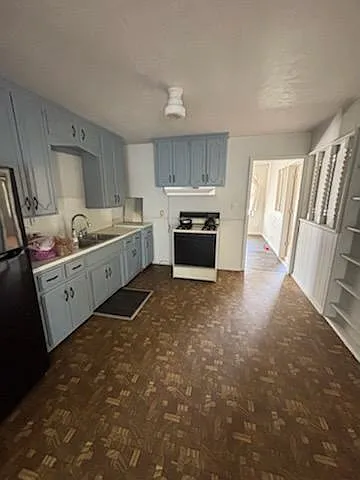 3913 Thomas Ave — Photo 8