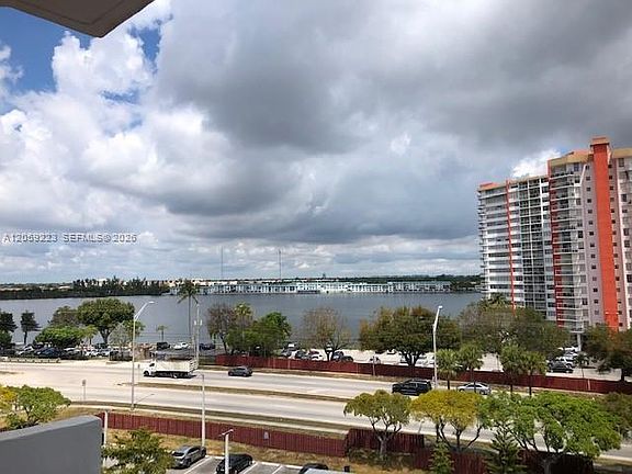 2nd image of 1200 NE Miami Gardens Dr APT 702W