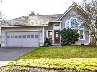 440 Lynnbrook Dr, Eugene, OR 97404