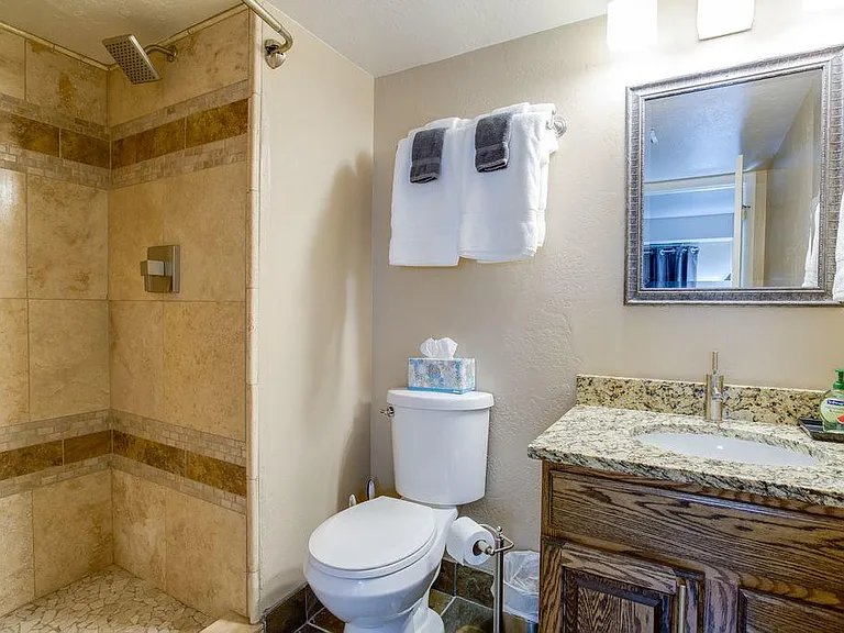 2000 Prospector Ave #1 — Photo 5