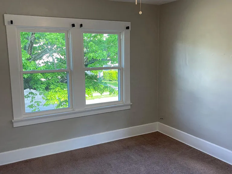 52 N Dunlap Ave — Photo 9