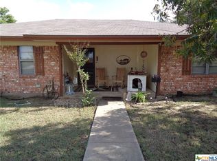 646 E Leona Pkwy, Lorena, TX 76655