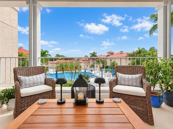 5060 Harmony Cir APT 208, Vero Beach, FL 32967