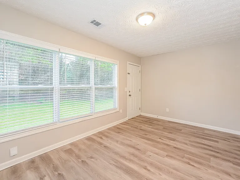 3116 Baywood Ct — Photo 5