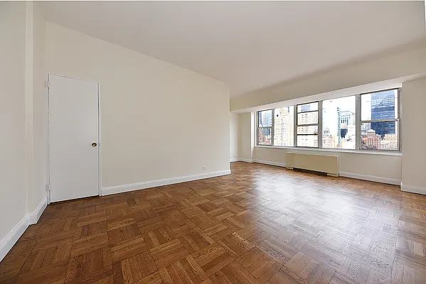 Rented by Buchbinder & Warren | media 4