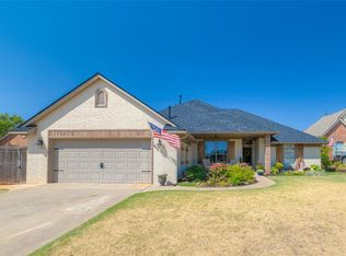 2213 Cedar Pointe Ct, Edmond, OK 73003