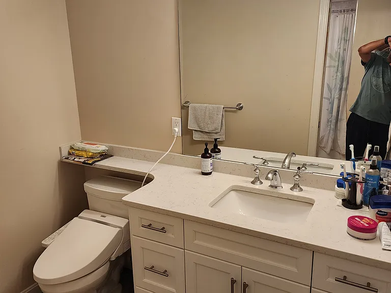 801 Manor Ter #801 — Photo 17