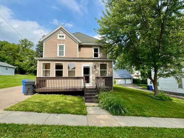 228 Scott St