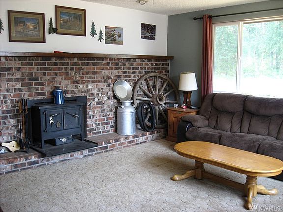 3rd image of 5025 103rd Pl NE