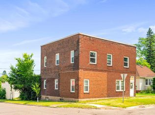 1332 101st Ave W, Duluth, MN 55808