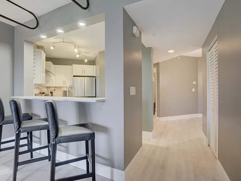 100 Uno Lago Dr #402 — Photo 7