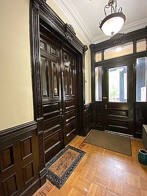 2nd image of 158 Hancock St #1R