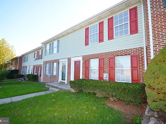 3rd image of 159 Little River Dr