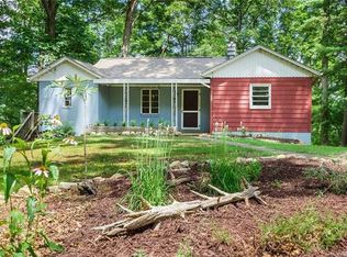 579 Johnston School Rd, Asheville, NC 28806