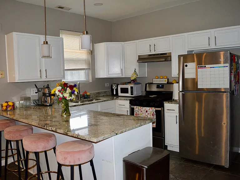 871 N Mozart St #1 — Photo 5