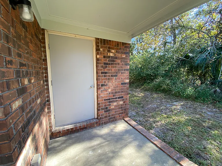 9557 Lillian Hwy — Photo 8