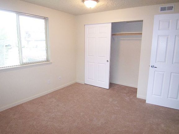5th image of 1928 J St APT 204