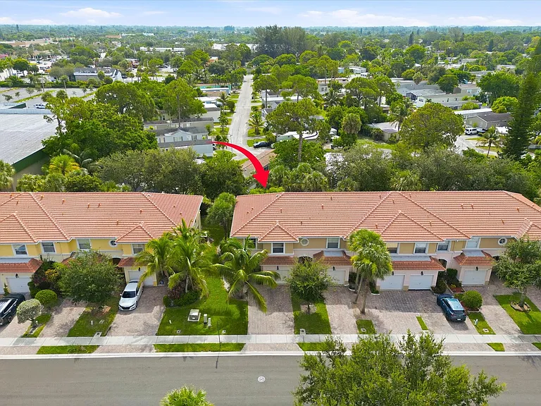 402 Seminole Palms Dr #402 — Photo 34