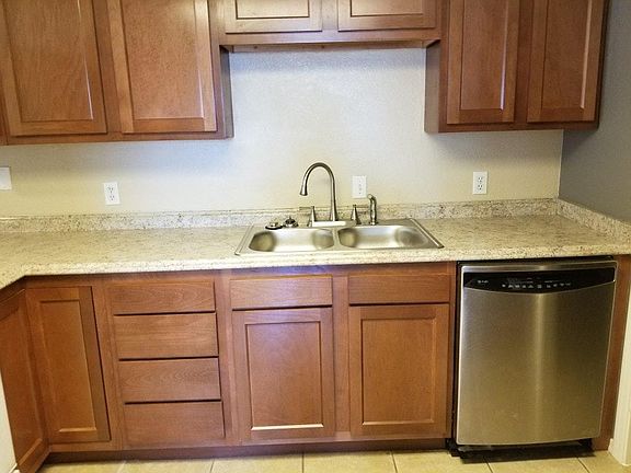 NEW Kitchen Cabinets!!!