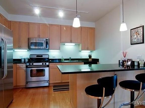 3rd image of 1250 S Michigan Ave Unit 502