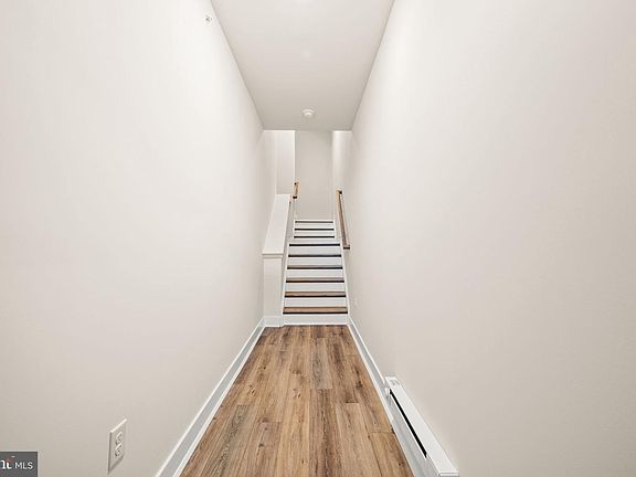 5th image of 119 Annapolis B St