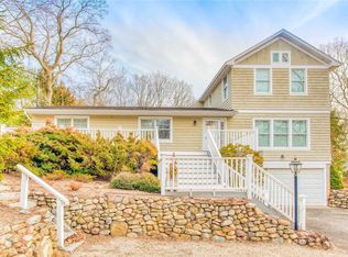 3295 Haywaters Rd, Cutchogue, NY 11935