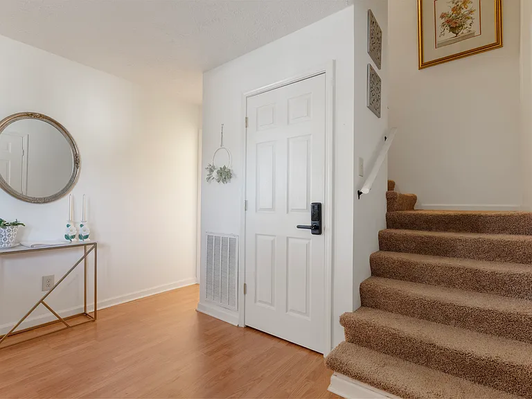 404 E Concord St #A — Photo 15