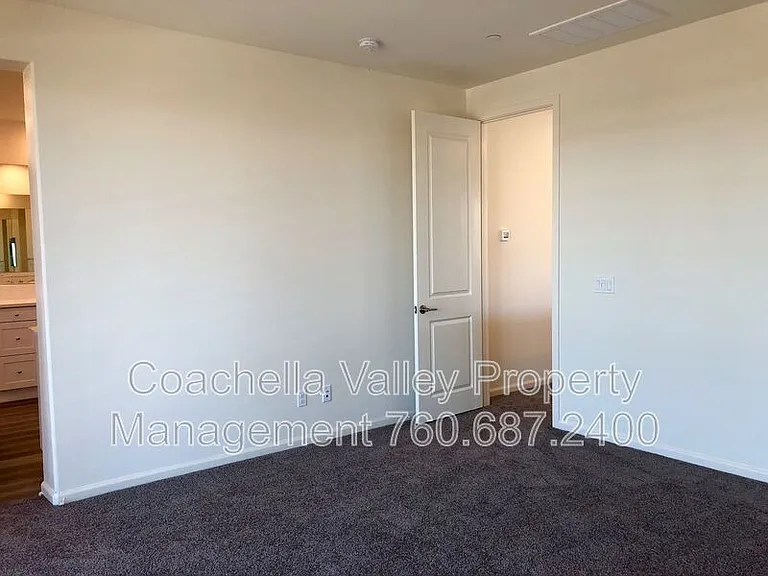 84401 Passagio Lago Way — Photo 12