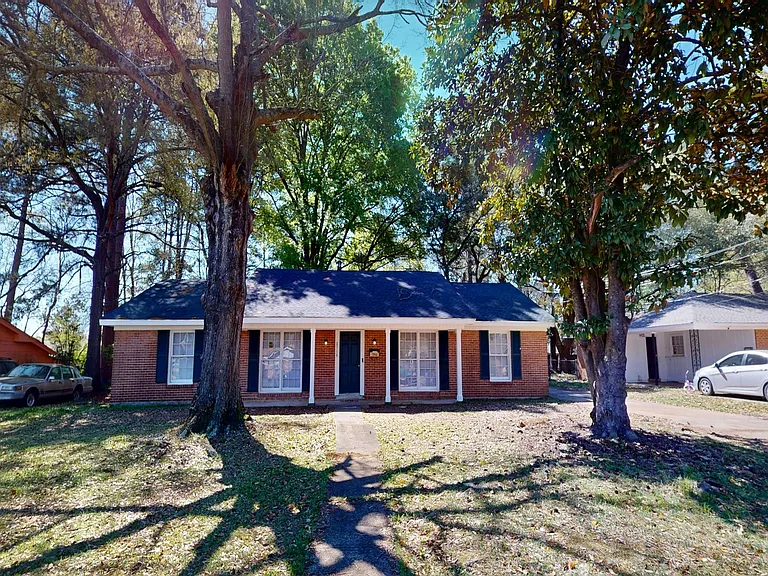 2716 Forsyth Ln — Photo 21