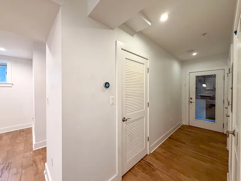 1601 Hobart St NW #1 — Photo 11