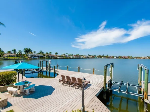 4902 SW 5th Pl, Cape Coral, FL 33914